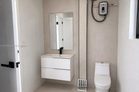Villa ou maison à vendre à Miami Shores, Floride: 3 chambres, 140.1 m2 № 2335165 - photo 20