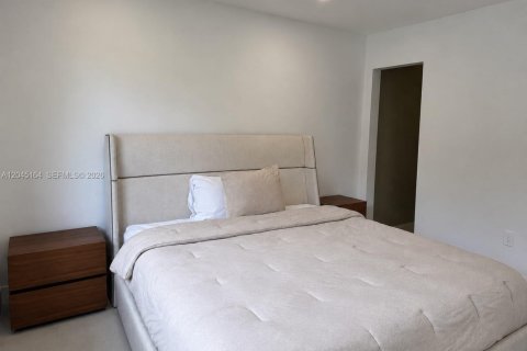 Villa ou maison à vendre à Miami Shores, Floride: 3 chambres, 140.1 m2 № 2335165 - photo 12