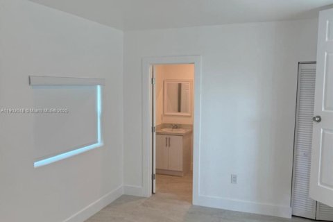 Купить виллу или дом в Майами, Флорида 4 спальни, 124.67м2, № 2037959 - фото 13