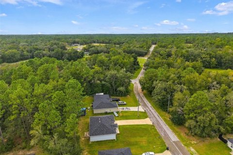 House in Dunnellon, Florida 3 bedrooms, 112.32 sq.m. № 2396341 - photo 25