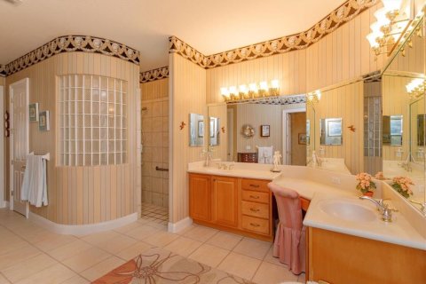 House in Sanford, Florida 4 bedrooms, 300.63 sq.m. № 1849606 - photo 16