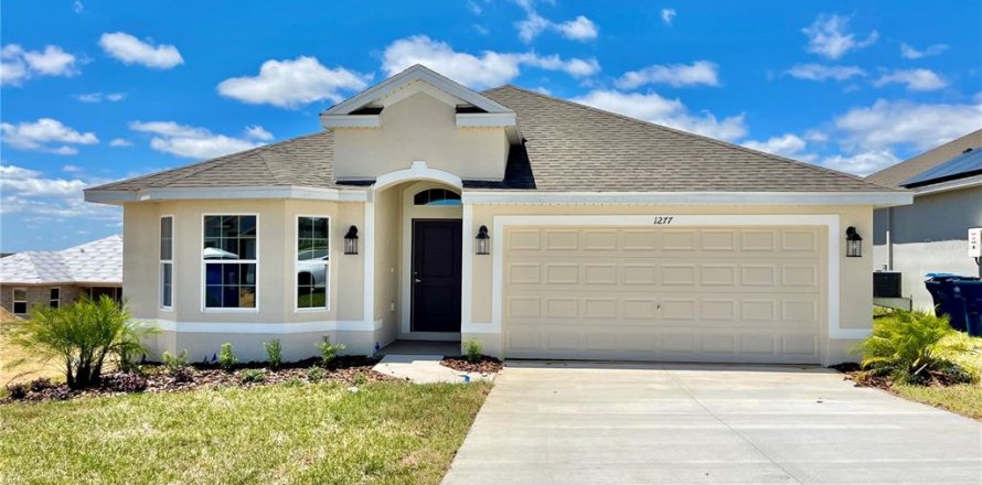 Villa ou maison à MAGNOLIA PARK à Haines City, Floride 3 chambres, 140.47 m2 № 1137453