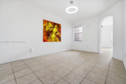 Touwnhouse à vendre à Doral, Floride: 4 chambres, 211.54 m2 № 2043539 - photo 7