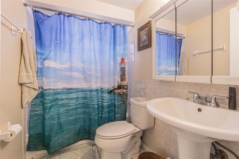 House in Holiday, Florida 2 bedrooms, 94.39 sq.m. № 1532966 - photo 8