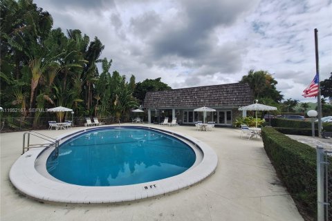 Купить кондоминиум в Окленд-Парк, Флорида 2 спальни, 97.55м2, № 2007419 - фото 7