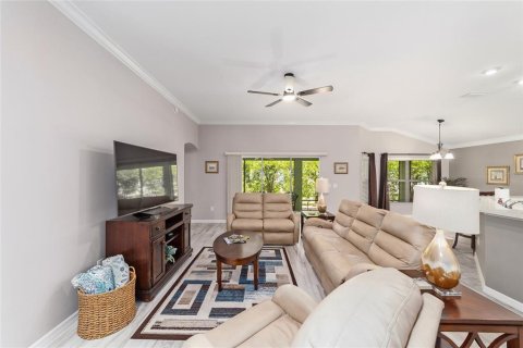 Casa en venta en The Villages, Florida, 3 dormitorios, 169.73 m2 № 1866525 - foto 3