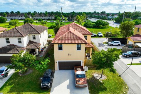 Villa ou maison à vendre à Homestead, Floride: 4 chambres, 239.22 m2 № 1936196 - photo 2