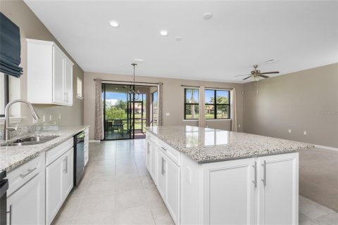 House in North Port, Florida 2 bedrooms, 155.05 sq.m. № 1810153 - photo 10