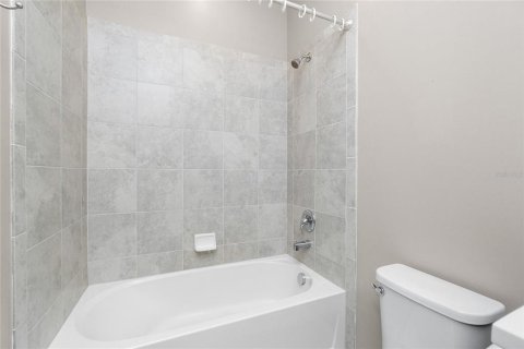 House in North Port, Florida 2 bedrooms, 155.05 sq.m. № 1810153 - photo 20