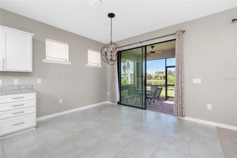 House in North Port, Florida 2 bedrooms, 155.05 sq.m. № 1810153 - photo 15