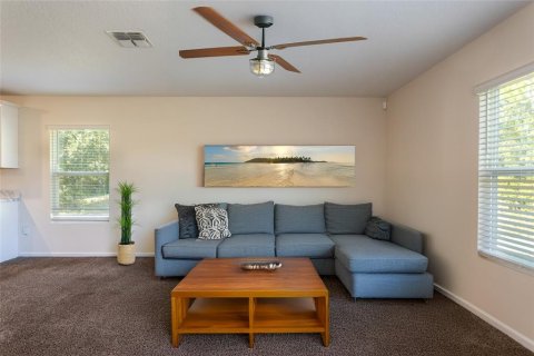 Casa en venta en Palm Coast, Florida, 4 dormitorios, 172.98 m2 № 1717567 - foto 3