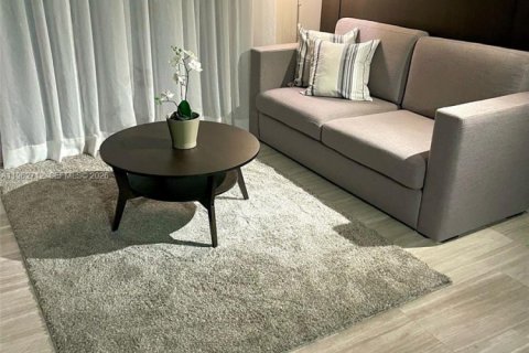 Copropriété à louer à Miami, Floride: 33.63 m2 № 2024198 - photo 2