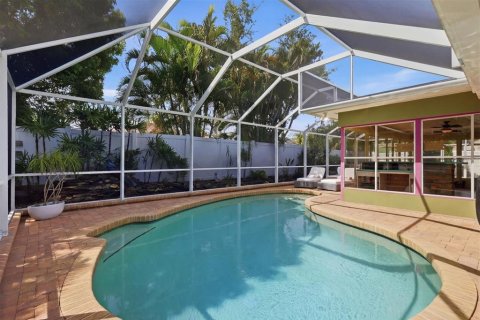 House in Sarasota, Florida 3 bedrooms, 158.21 sq.m. № 2229666 - photo 24