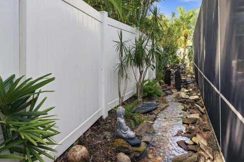 House in Sarasota, Florida 3 bedrooms, 158.21 sq.m. № 2229666 - photo 29