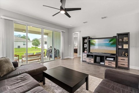 Villa ou maison à louer à DeLand, Floride: 4 chambres, 178.47 m2 № 2299779 - photo 7