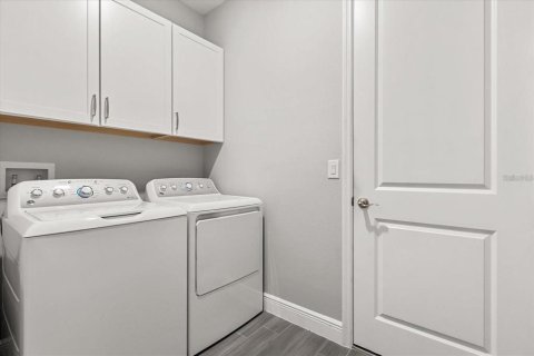 Villa ou maison à louer à DeLand, Floride: 4 chambres, 178.47 m2 № 2299779 - photo 16
