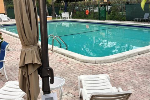 Copropriété à vendre à Plantation, Floride: 1 chambre, 75.72 m2 № 2146488 - photo 16