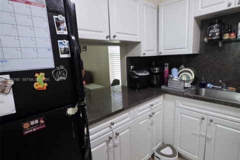 Copropriété à vendre à Plantation, Floride: 1 chambre, 75.72 m2 № 2146488 - photo 4
