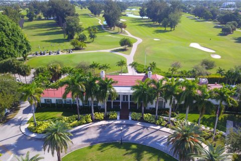 Купить виллу или дом в Майами-Бич, Флорида 7 спален, 603.86м2, № 1967511 - фото 9