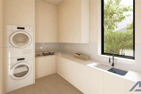 Купить виллу или дом в Майами-Бич, Флорида 7 спален, 603.86м2, № 1967511 - фото 30