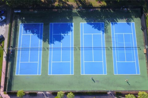 Купить виллу или дом в Майами-Бич, Флорида 7 спален, 603.86м2, № 1967511 - фото 13