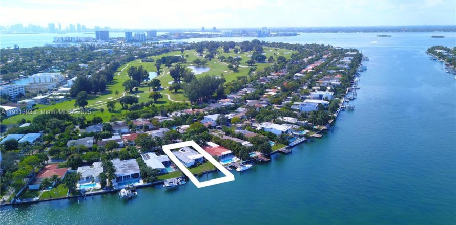 Дом в Майами-Бич, Флорида 7 спален, 603.86м2 № 1967511