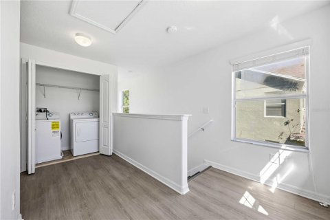 Touwnhouse à louer à Lakeland, Floride: 3 chambres, 133.22 m2 № 2431716 - photo 4