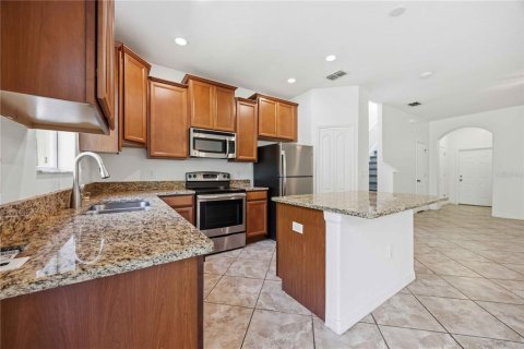 Touwnhouse à louer à Lakeland, Floride: 3 chambres, 133.22 m2 № 2431716 - photo 3