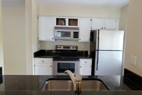 Condominio en alquiler en Altamonte Springs, Florida, 2 dormitorios, 84.91 m2 № 1905292 - foto 7
