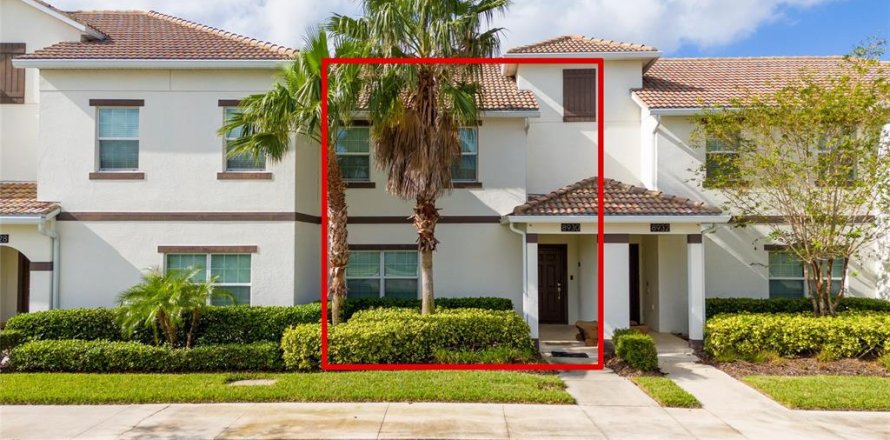 Townhouse in Davenport, Florida 4 bedrooms, 176.7 sq.m. № 1424384