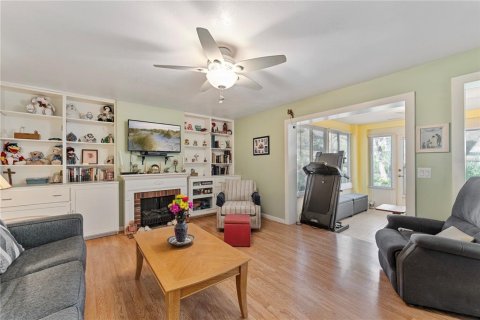 House in New Smyrna Beach, Florida 2 bedrooms, 115.2 sq.m. № 1531708 - photo 4