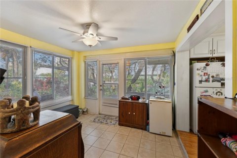 House in New Smyrna Beach, Florida 2 bedrooms, 115.2 sq.m. № 1531708 - photo 8