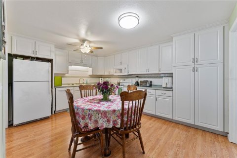 House in New Smyrna Beach, Florida 2 bedrooms, 115.2 sq.m. № 1531708 - photo 9