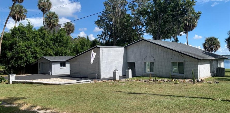 Villa ou maison à Haines City, Floride 3 chambres, 214.14 m2 № 2411644