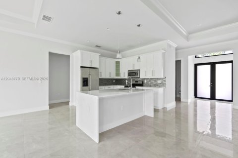 Casa en venta en Naples, Florida, 3 dormitorios, 179.77 m2 № 2268806 - foto 9
