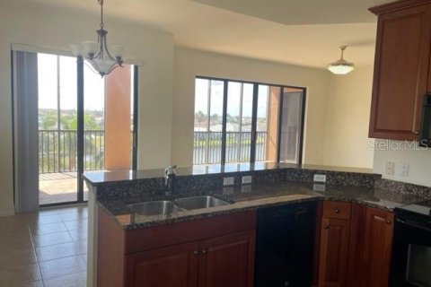 Copropriété à louer à Punta Gorda, Floride: 2 chambres, 167.5 m2 № 2389270 - photo 5