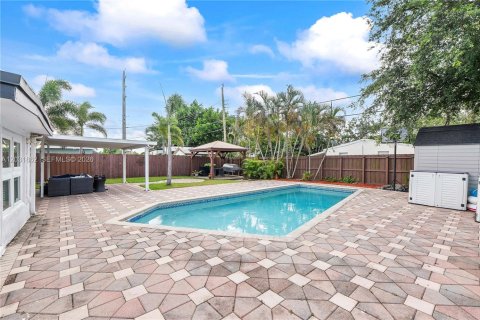 House in Hollywood, Florida 3 bedrooms, 72.84 sq.m. № 2082936 - photo 30