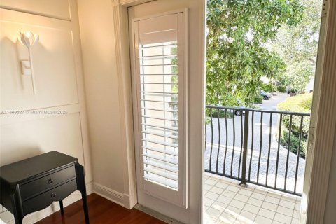 Снять в аренду таунхаус в Форт-Лодердейл, Флорида 4 спальни, 216.46м2, № 1896803 - фото 29