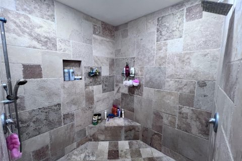 Casa en venta en LaBelle, Florida, 3 dormitorios № 1994691 - foto 6