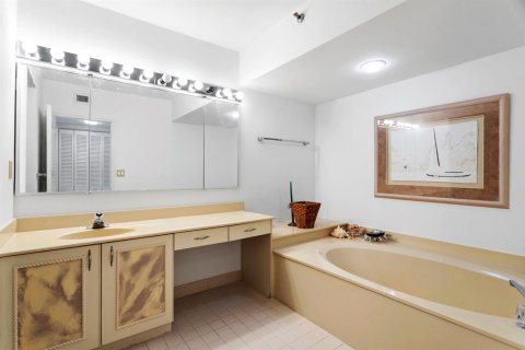 Купить кондоминиум в Юпитер, Флорида 9 комнат, 188.03м2, № 2087894 - фото 25