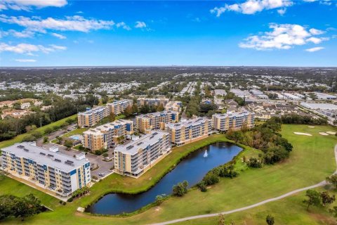 Copropriété à vendre à Largo, Floride: 3 chambres, 146.41 m2 № 1791733 - photo 1