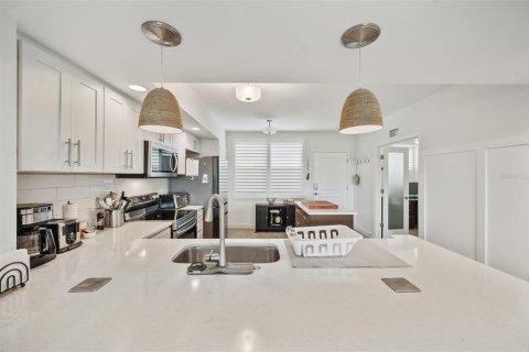 Copropriété à vendre à Largo, Floride: 3 chambres, 146.41 m2 № 1791733 - photo 15