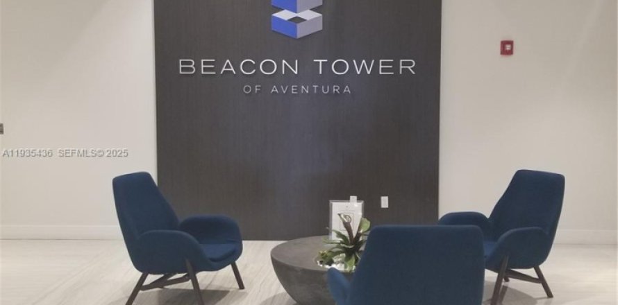 Propiedad comercial en Miami, Florida № 1993578