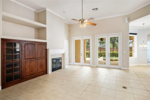 House in Orlando, Florida 4 bedrooms, 229 sq.m. № 2284401 - photo 4
