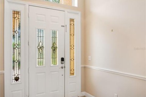 House in Orlando, Florida 4 bedrooms, 229 sq.m. № 2284401 - photo 3