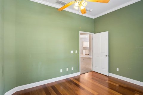 House in Orlando, Florida 4 bedrooms, 229 sq.m. № 2284401 - photo 20