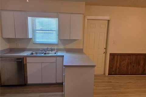 Apartamento en alquiler en Plant City, Florida, 3 dormitorios, 136.19 m2 № 2277265 - foto 11