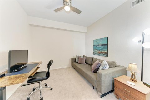 Condo in Bradenton, Florida, 2 bedrooms  № 2393513 - photo 25