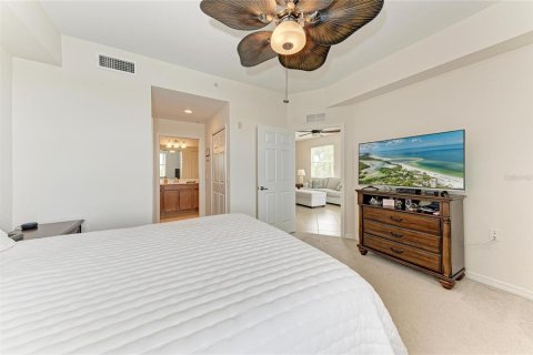 Condo in Bradenton, Florida, 2 bedrooms  № 2393513 - photo 20