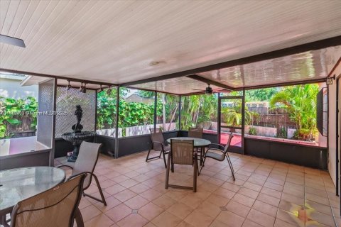 Купить виллу или дом в Майами, Флорида 3 спальни, 147.62м2, № 1779455 - фото 13